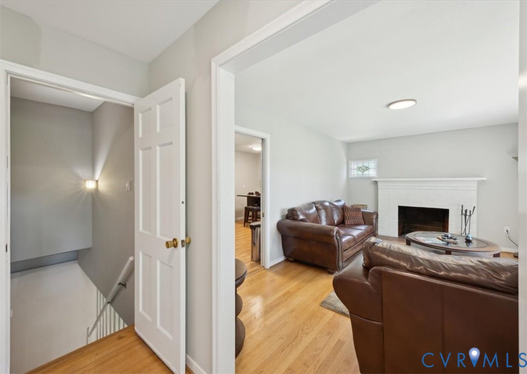 112 Webster Rd
