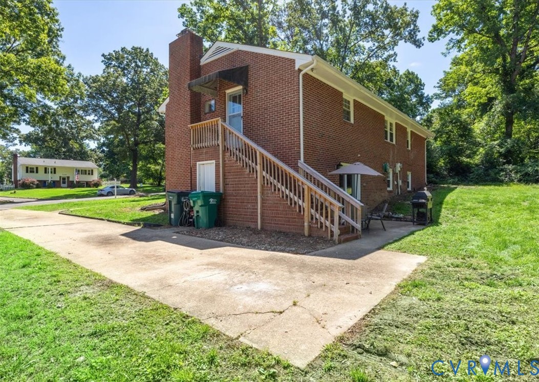 112 Webster Rd