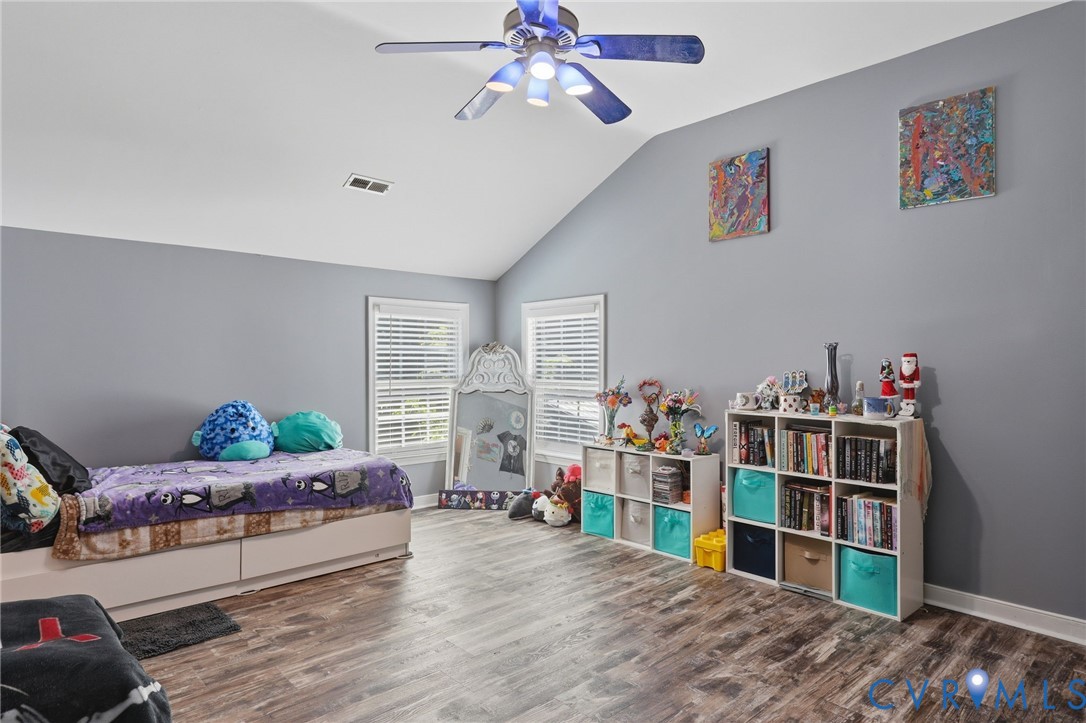 10517 Genito Ln