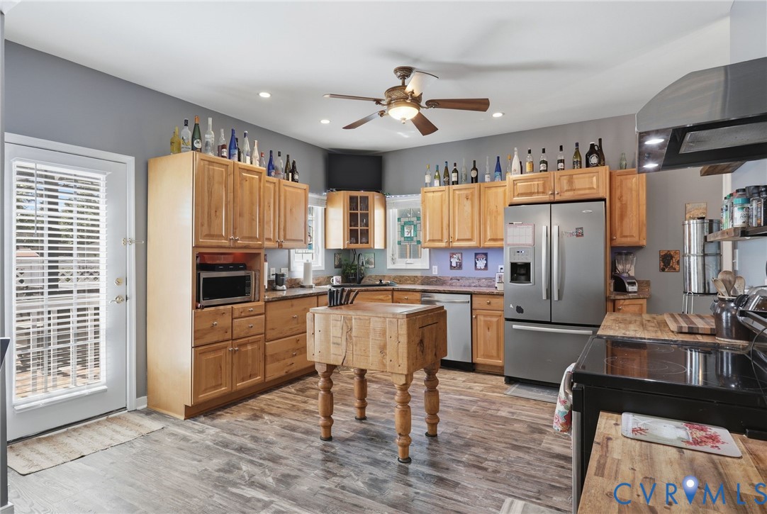 10517 Genito Ln
