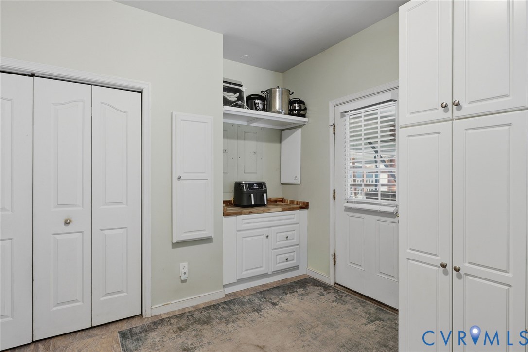 10517 Genito Ln