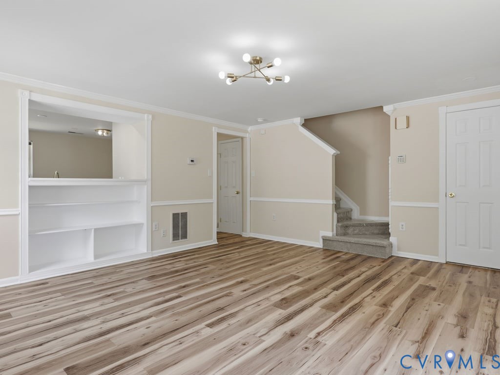 3041 Montfort Loop