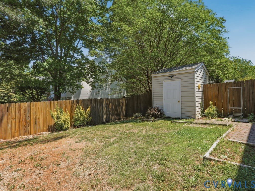 3041 Montfort Loop