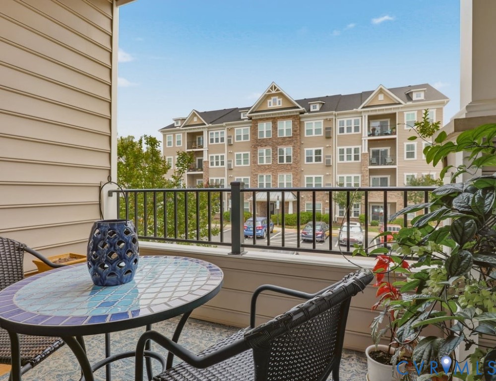 1220 Westwood Village Ln Unit#304