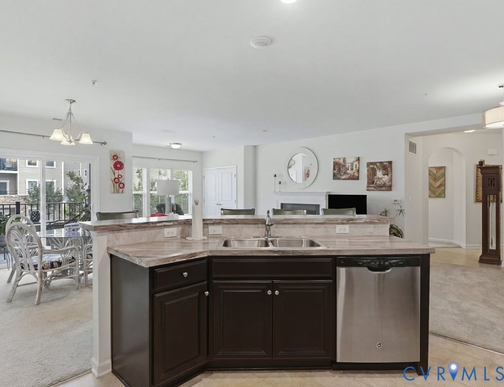 1220 Westwood Village Ln Unit#304