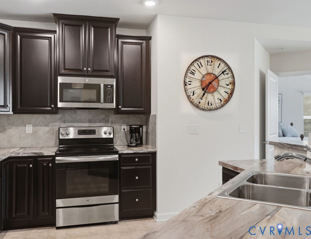 1220 Westwood Village Ln Unit#304