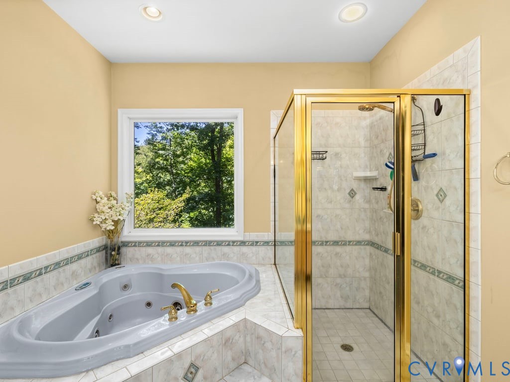 6108 Hidden View Dr