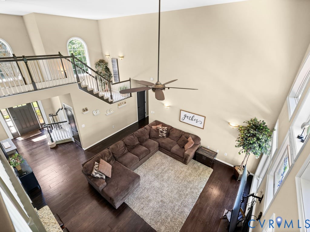 6108 Hidden View Dr