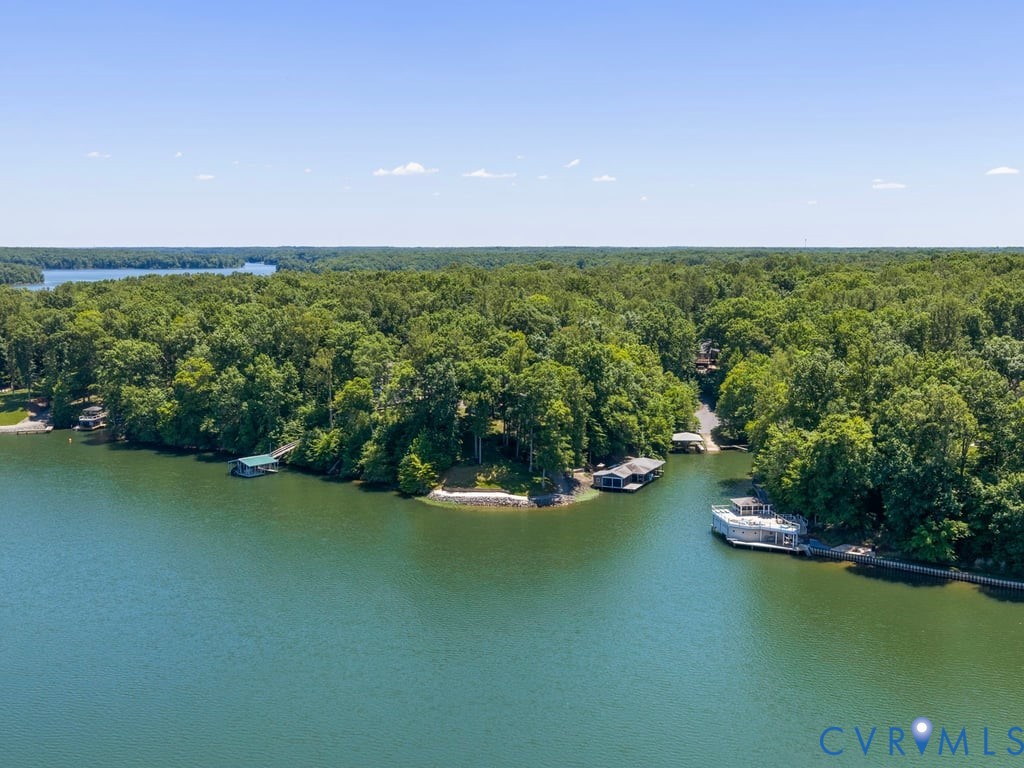6108 Hidden View Dr