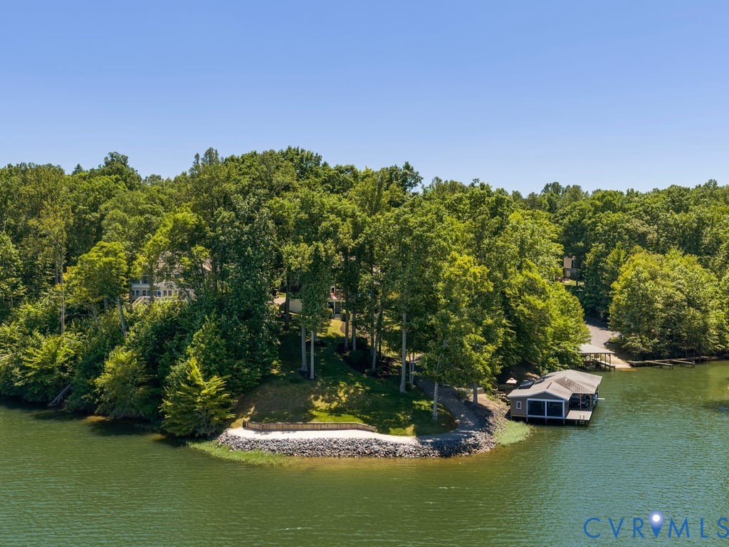 6108 Hidden View Dr