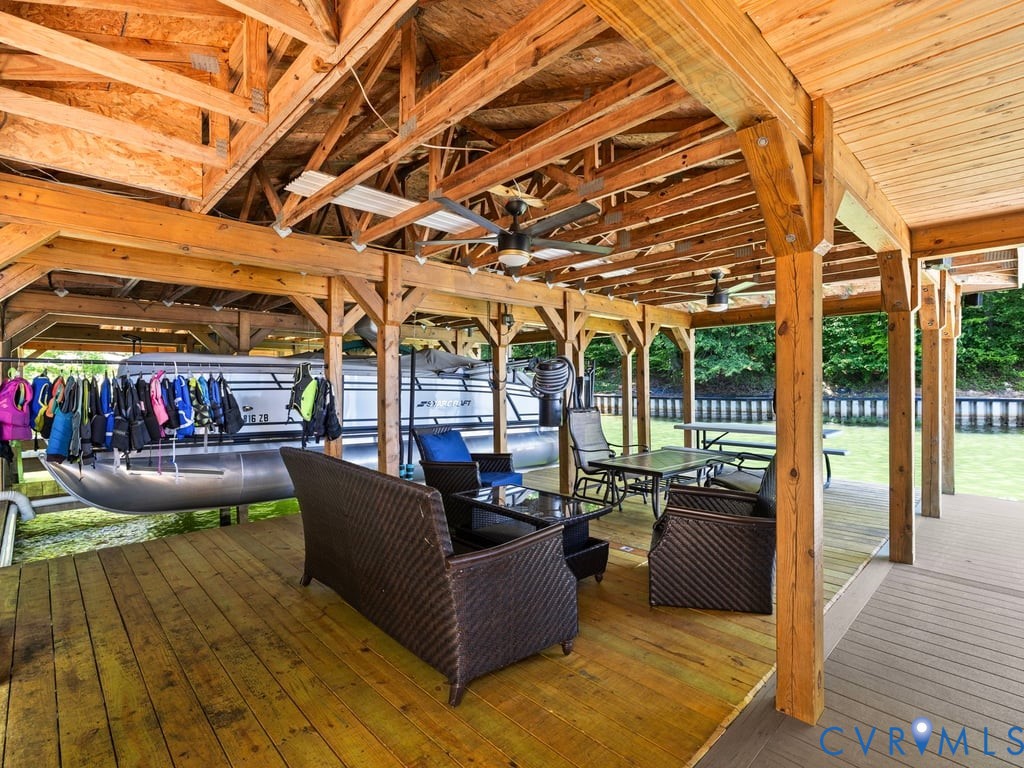 6108 Hidden View Dr