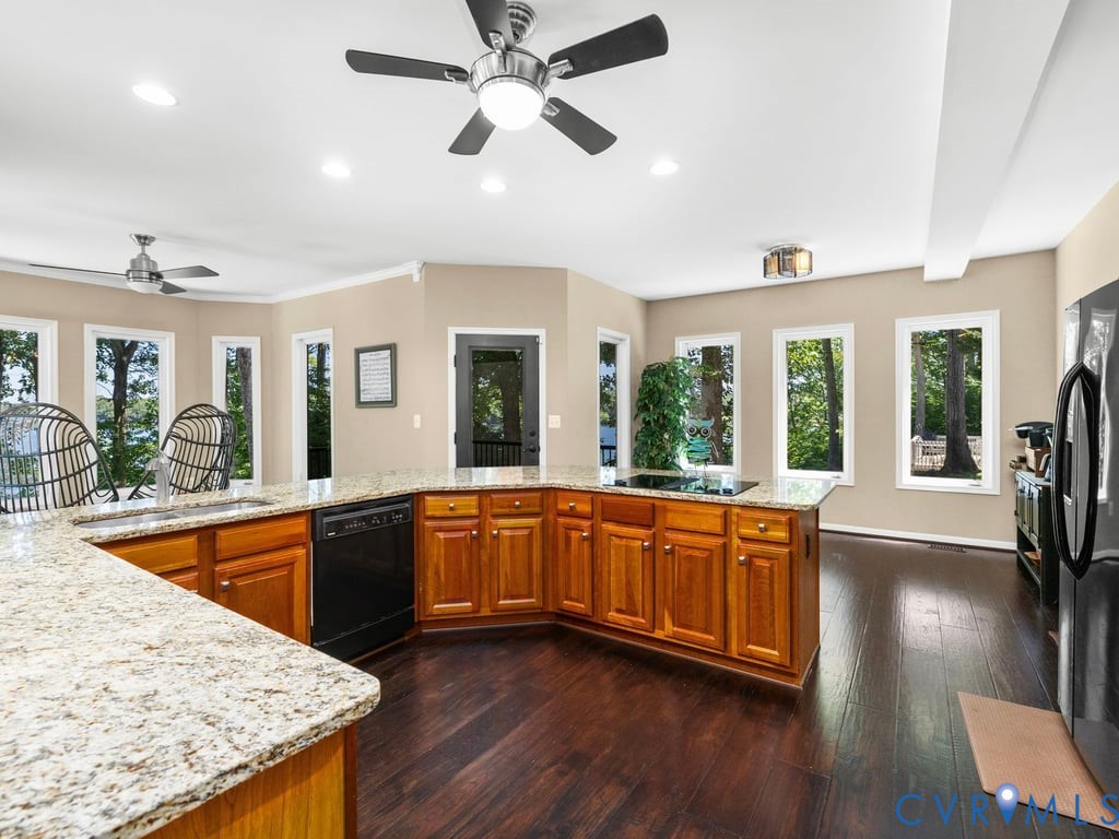 6108 Hidden View Dr