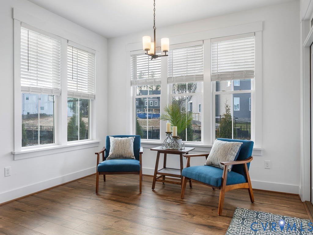 18525 Cove Creek Dr