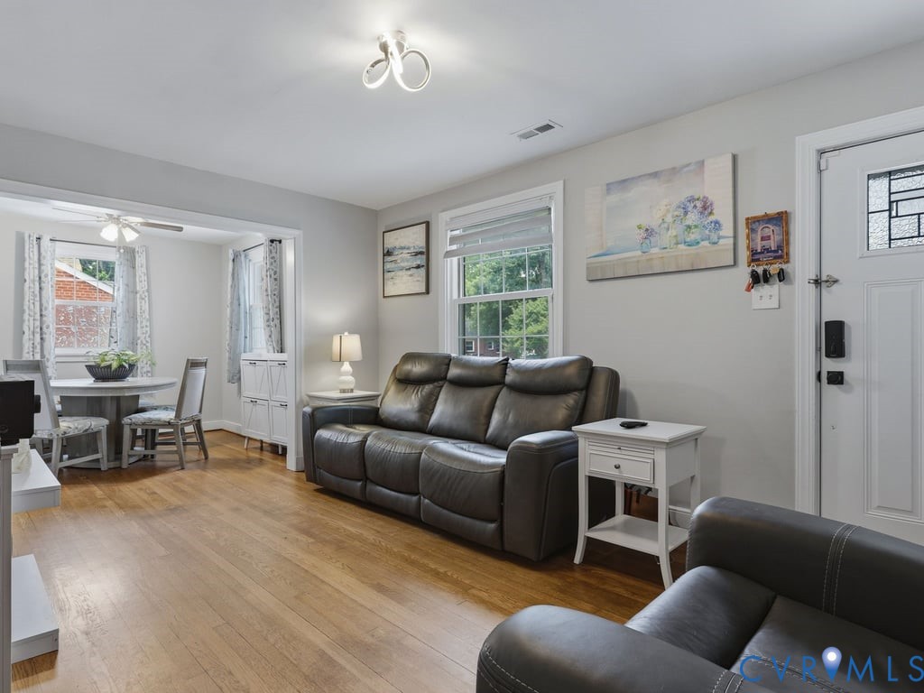 21 Monterey Ave