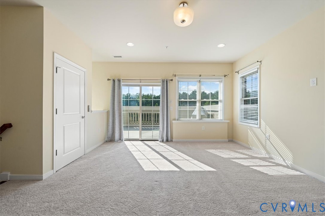 3910 Village Commons Walk