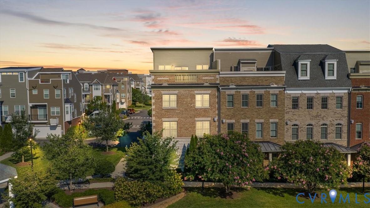 3910 Village Commons Walk
