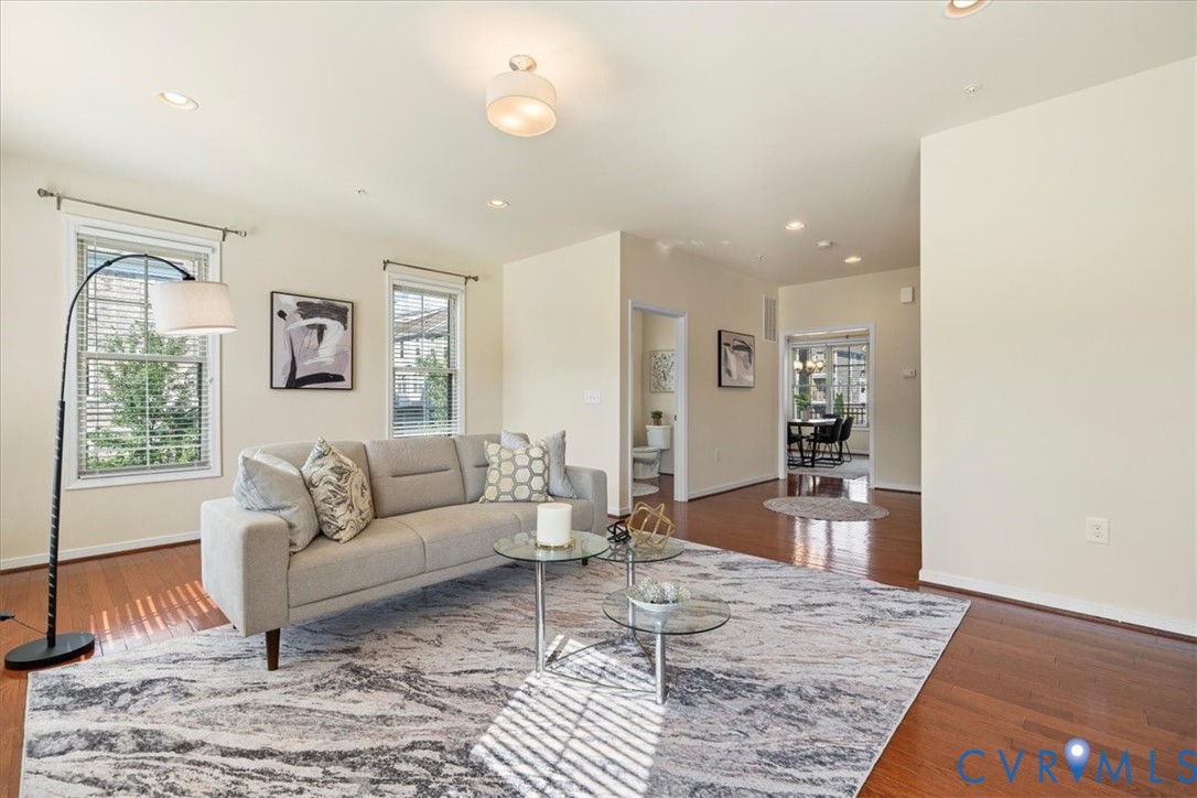 3910 Village Commons Walk