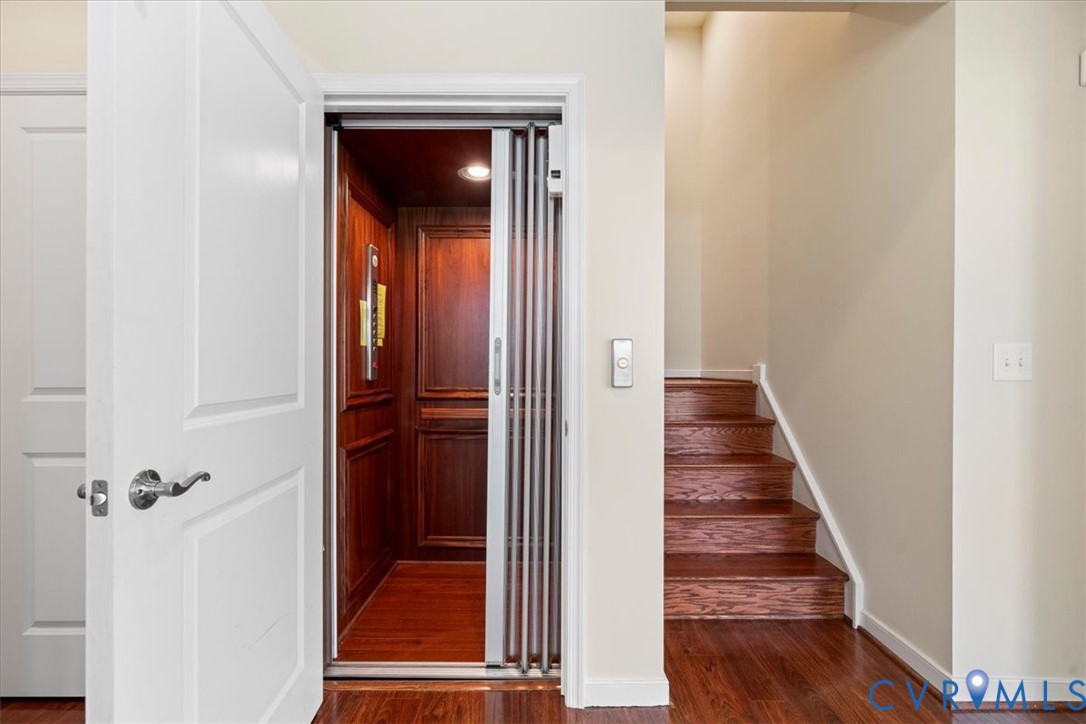 3910 Village Commons Walk