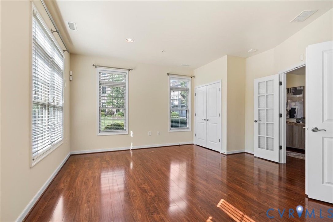3910 Village Commons Walk