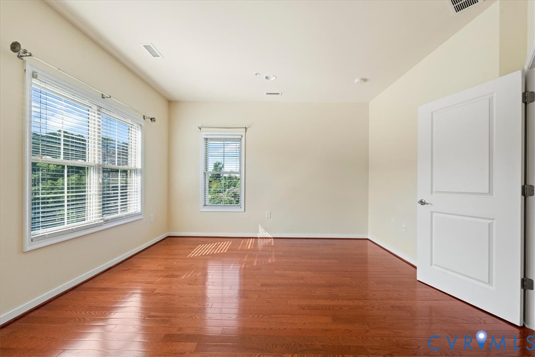 3910 Village Commons Walk