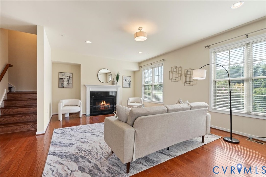 3910 Village Commons Walk