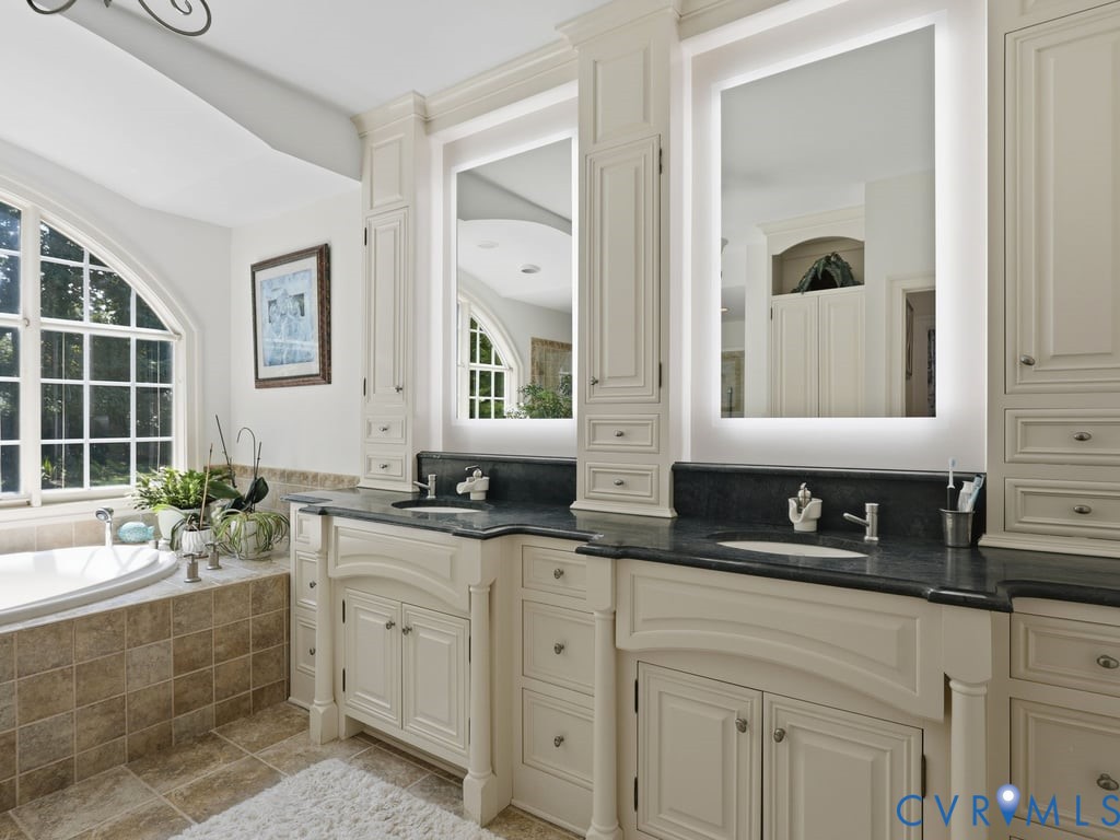 14409 Kenmont Dr