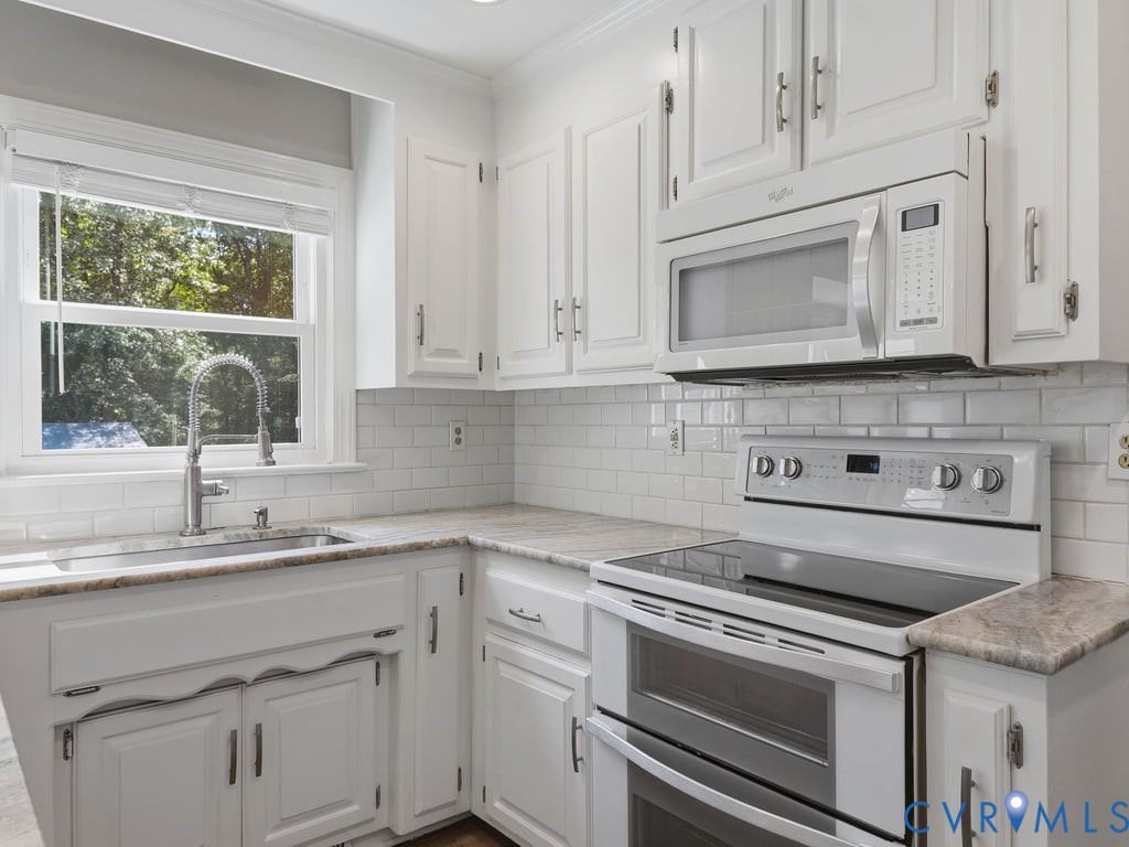 2331 Moseley Rd