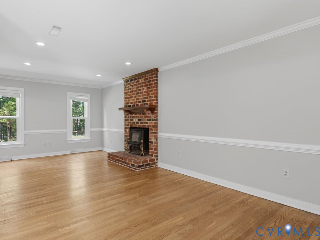 2331 Moseley Rd