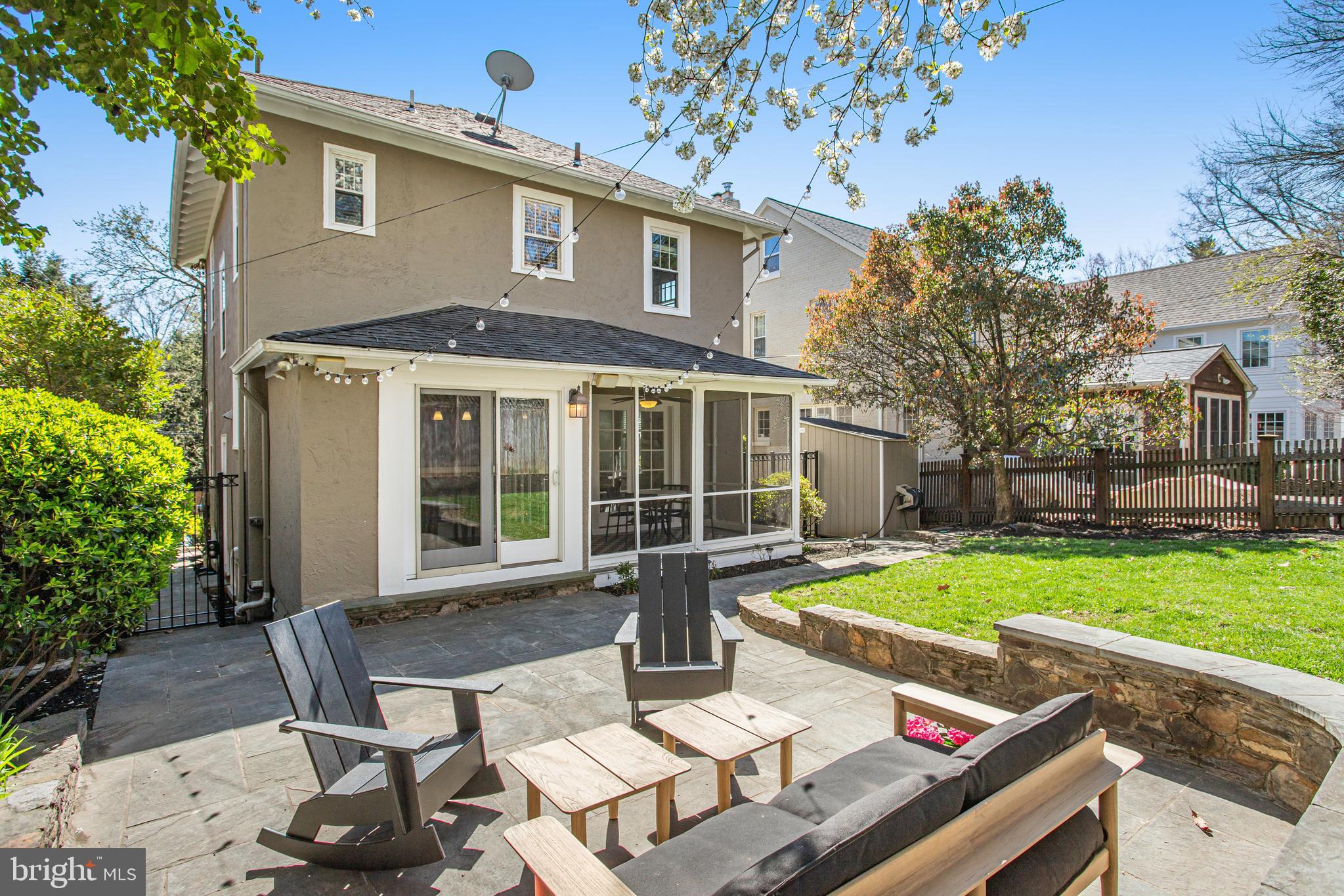 3703 Legation St NW