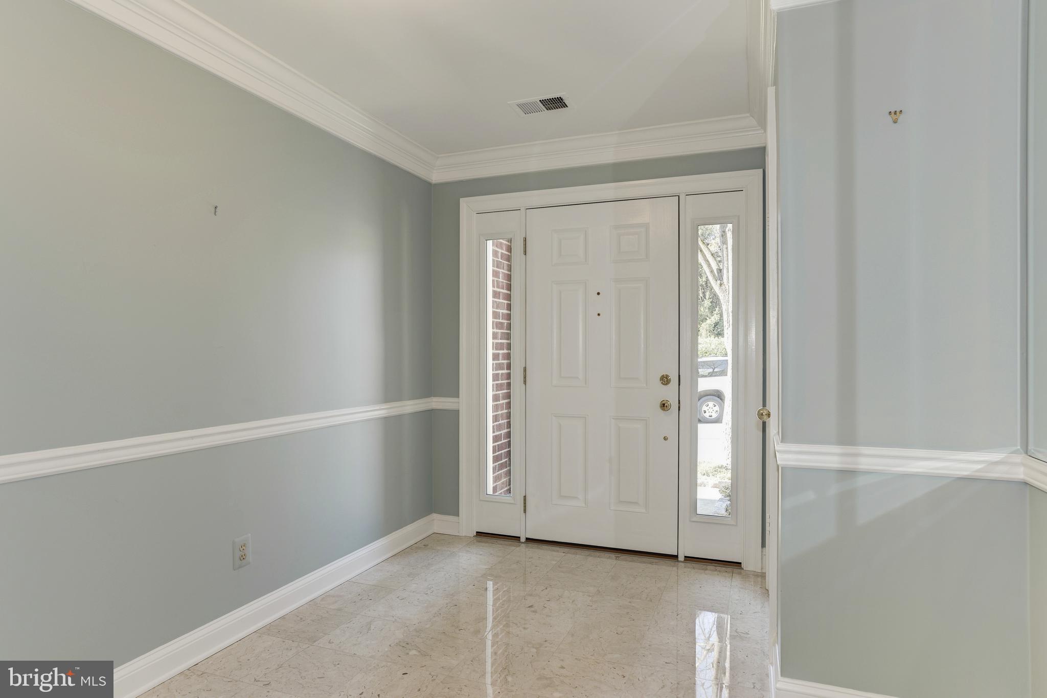 3911 IVY TERRACE COURT NW