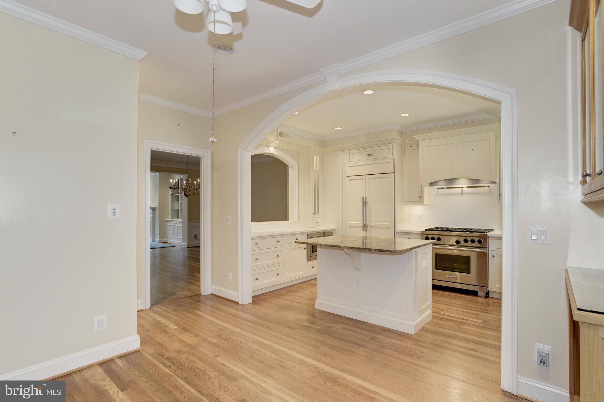 3911 IVY TERRACE COURT NW