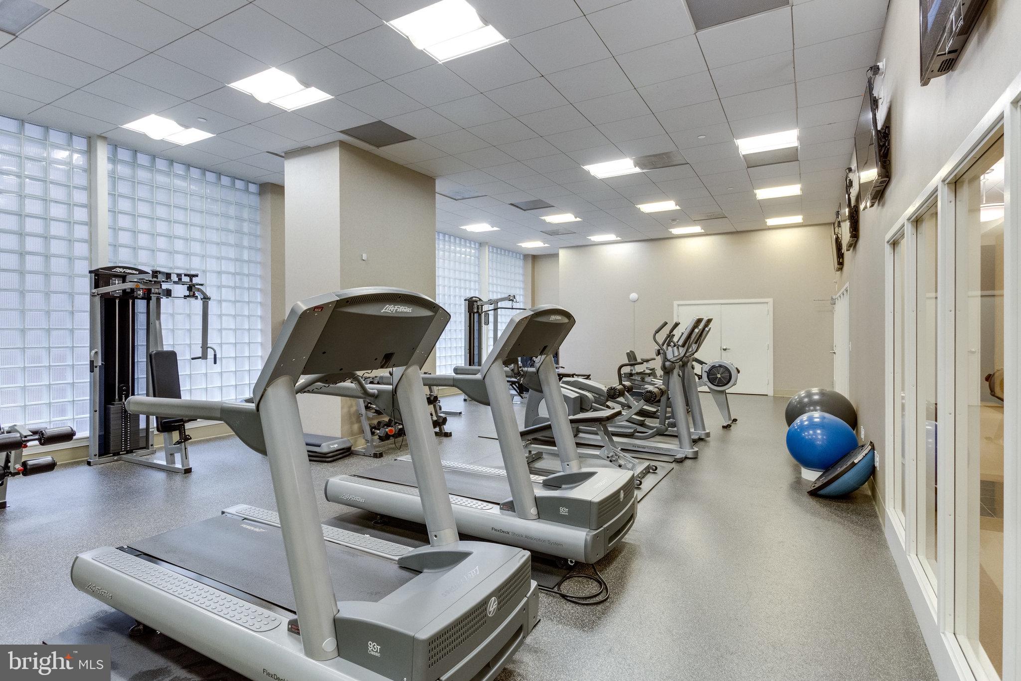 1020 N HIGHLAND STREET 905