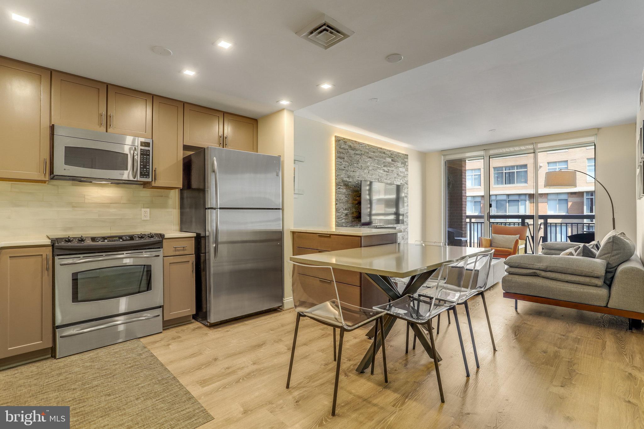 1020 N HIGHLAND STREET 905