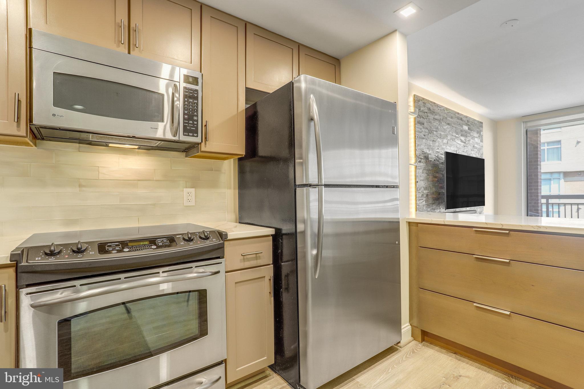 1020 N HIGHLAND STREET 905