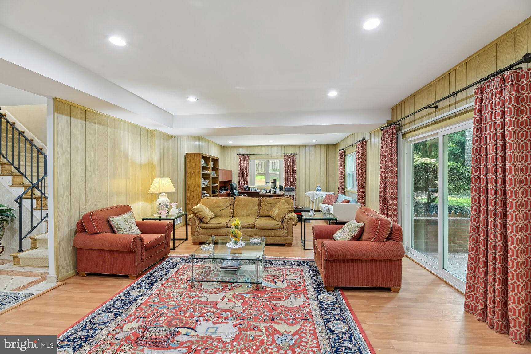 1517 Highwood DRIVE