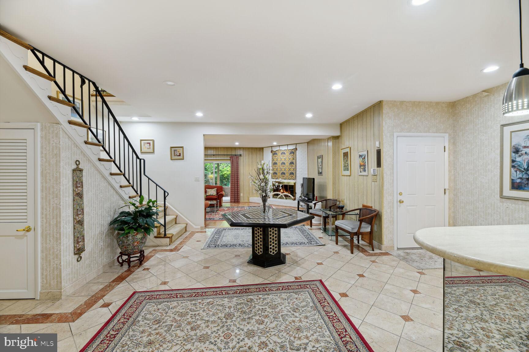 1517 Highwood DRIVE