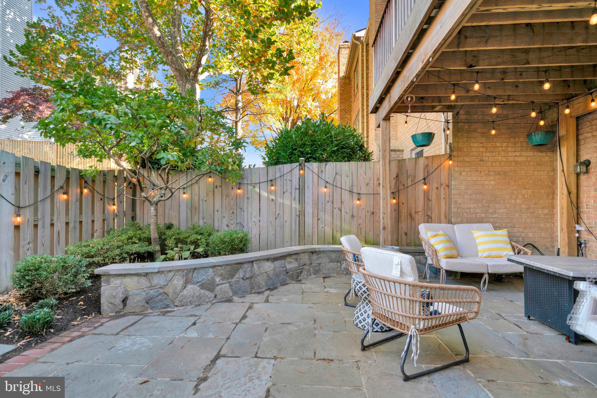 2118 Kings Garden Way