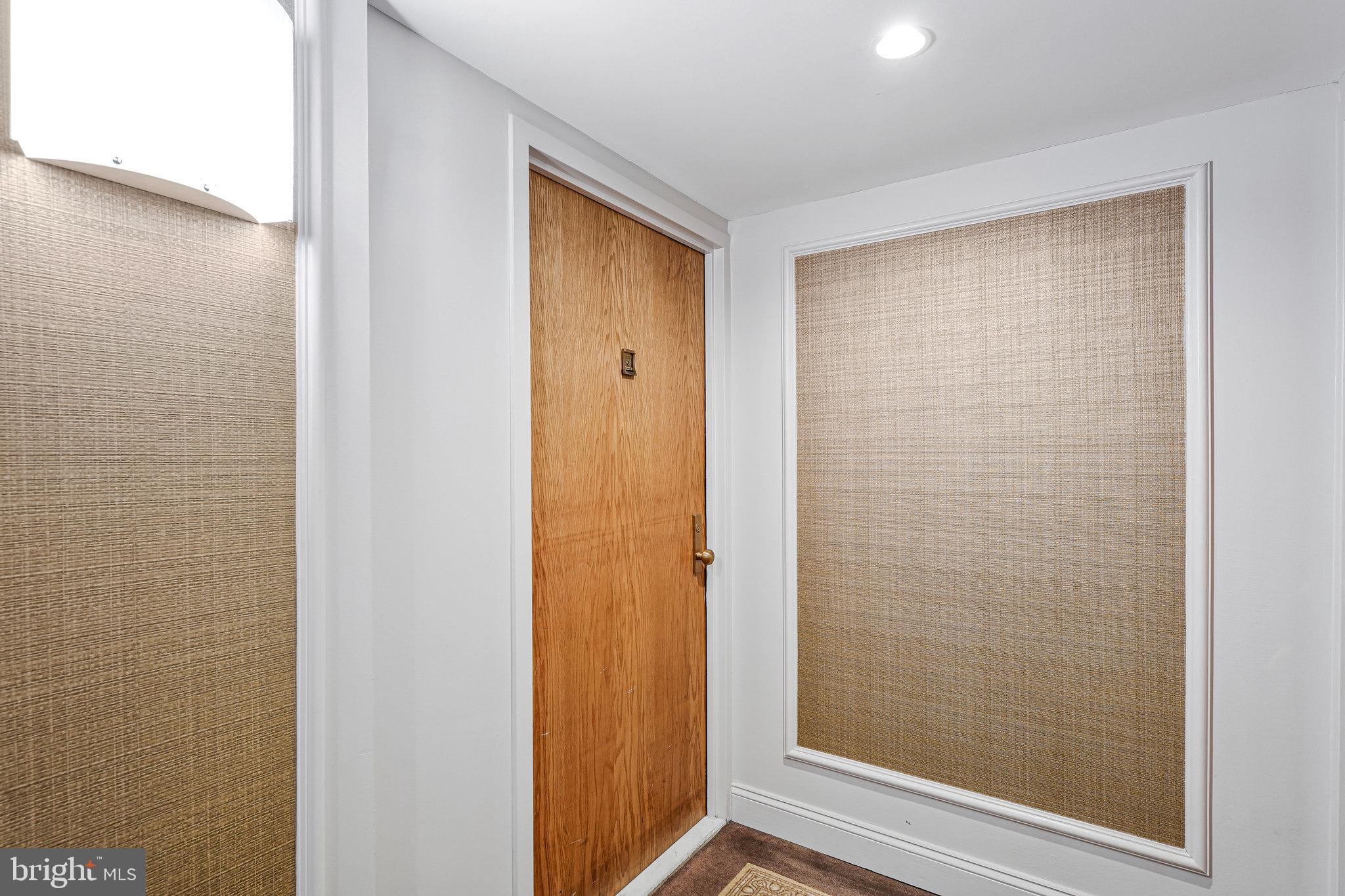 1800 OLD MEADOW ROAD 302