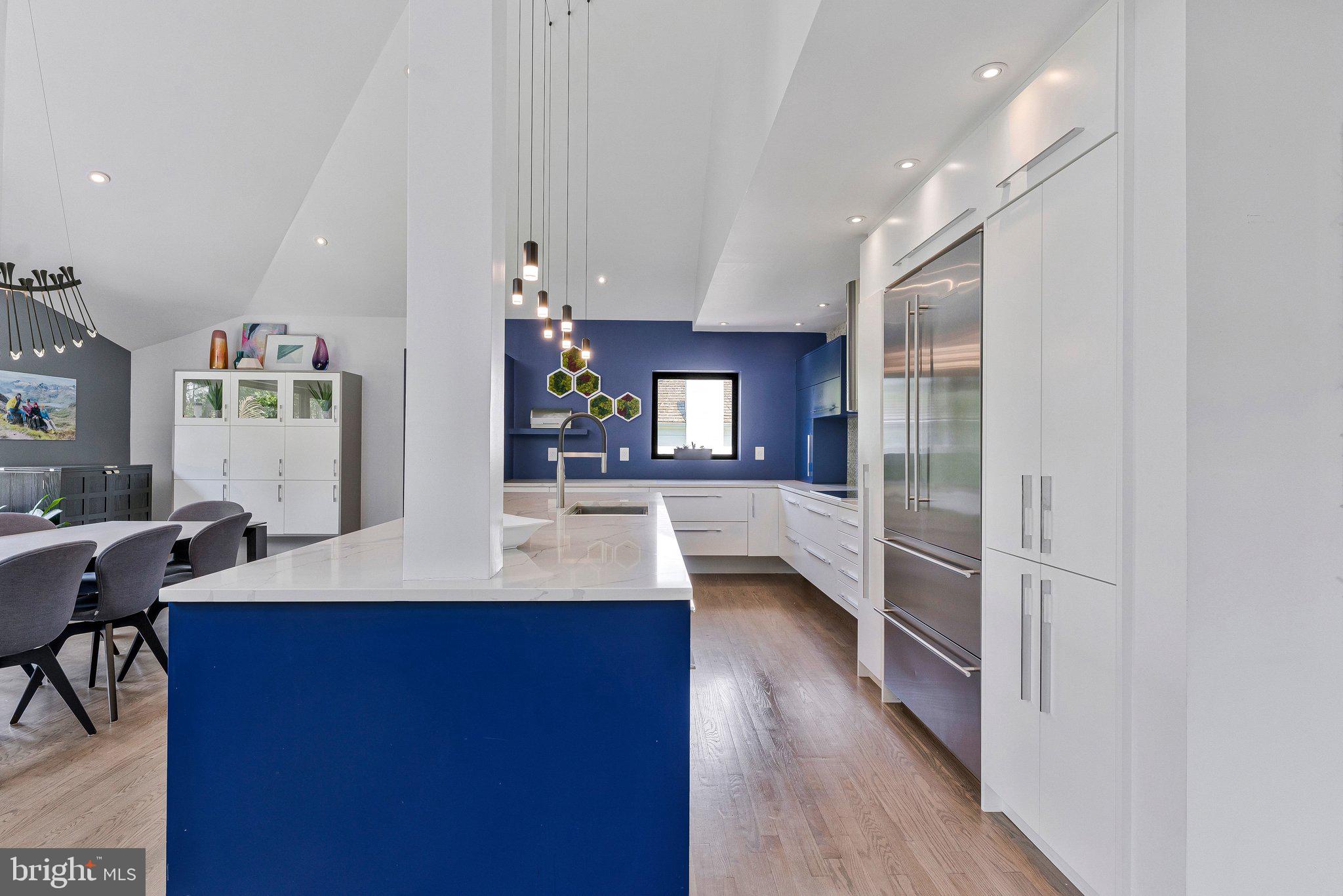 1228 PERRY WILLIAM DRIVE