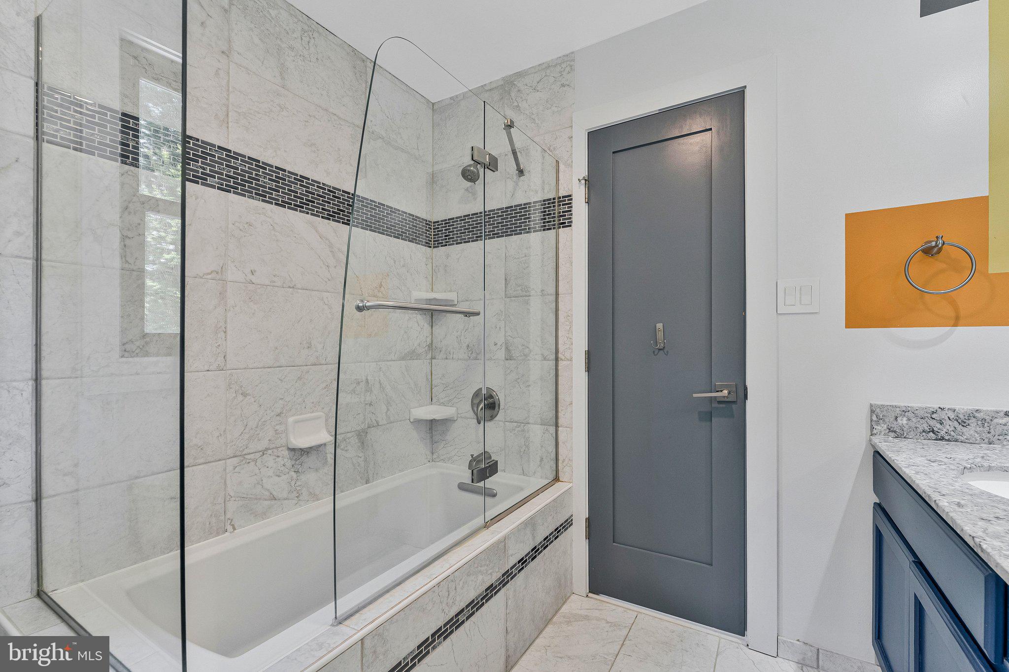 1228 PERRY WILLIAM DRIVE
