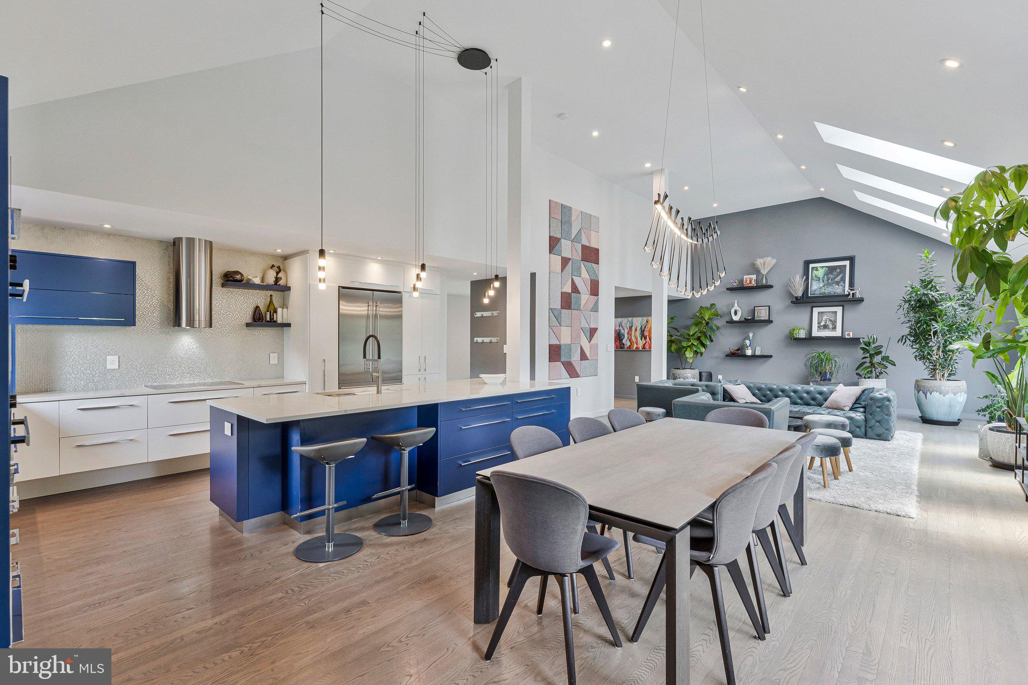 1228 PERRY WILLIAM DRIVE
