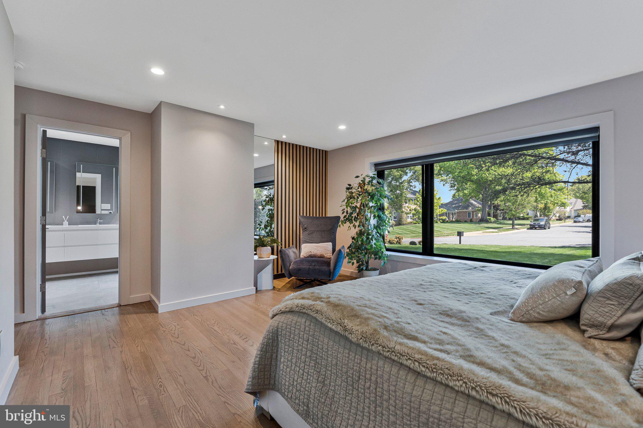 1228 PERRY WILLIAM DRIVE