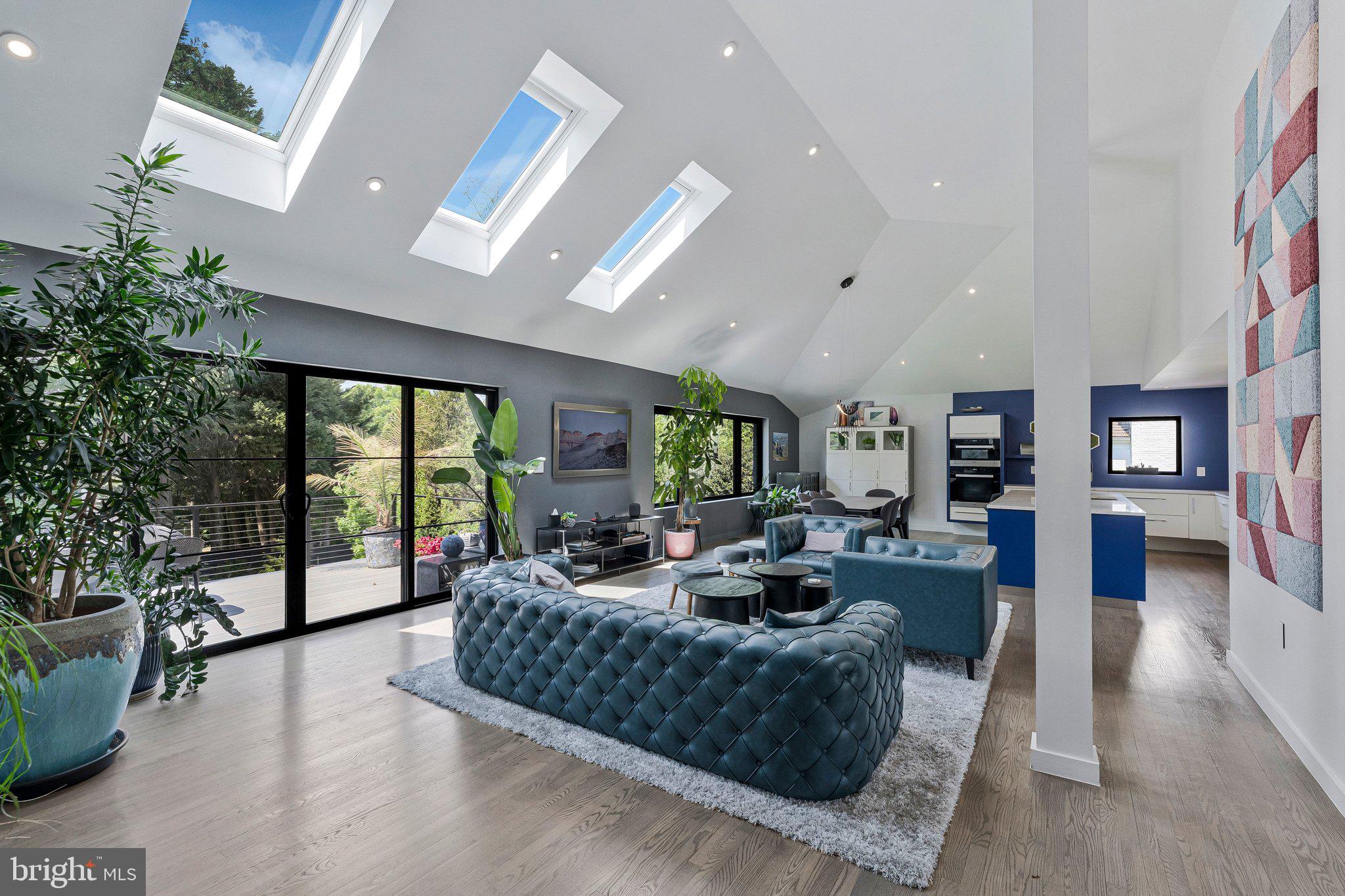 1228 PERRY WILLIAM DRIVE