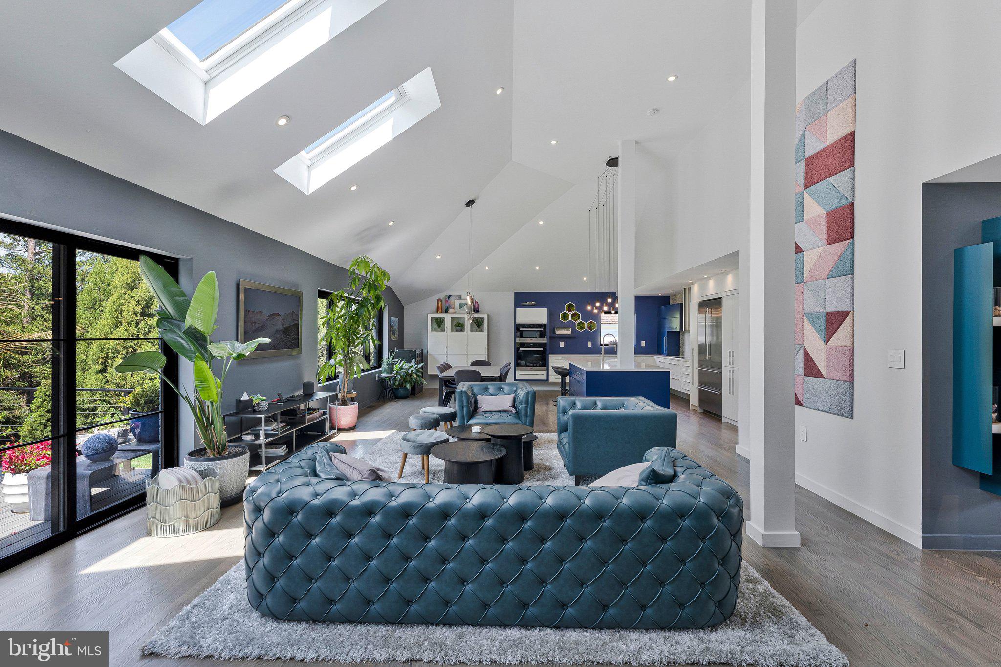 1228 PERRY WILLIAM DRIVE