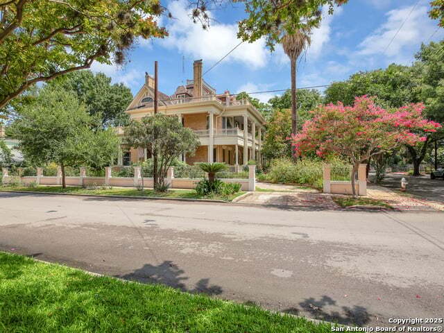 241 KING WILLIAM