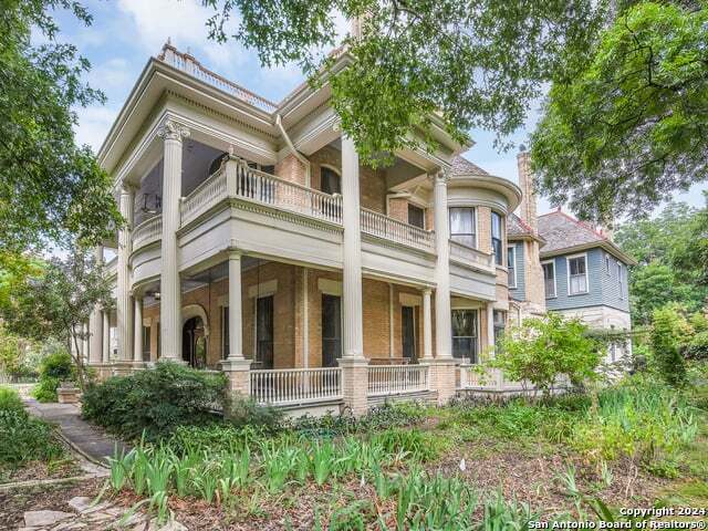 241 KING WILLIAM