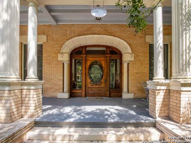 241 KING WILLIAM