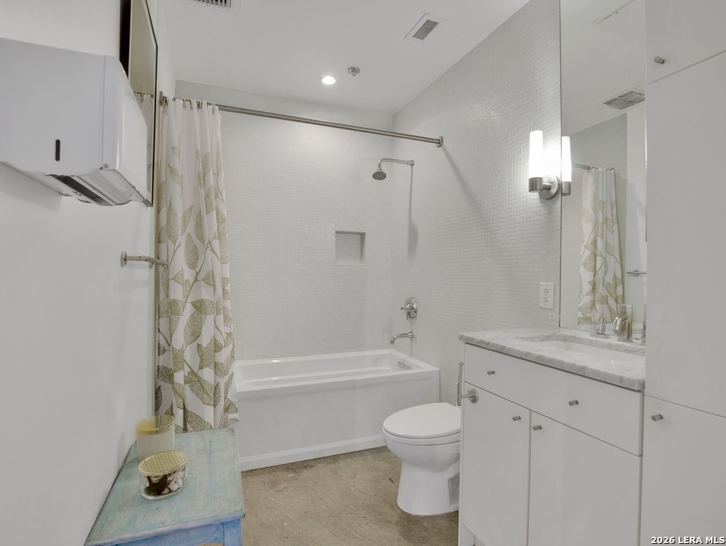 1115 S Alamo 2213