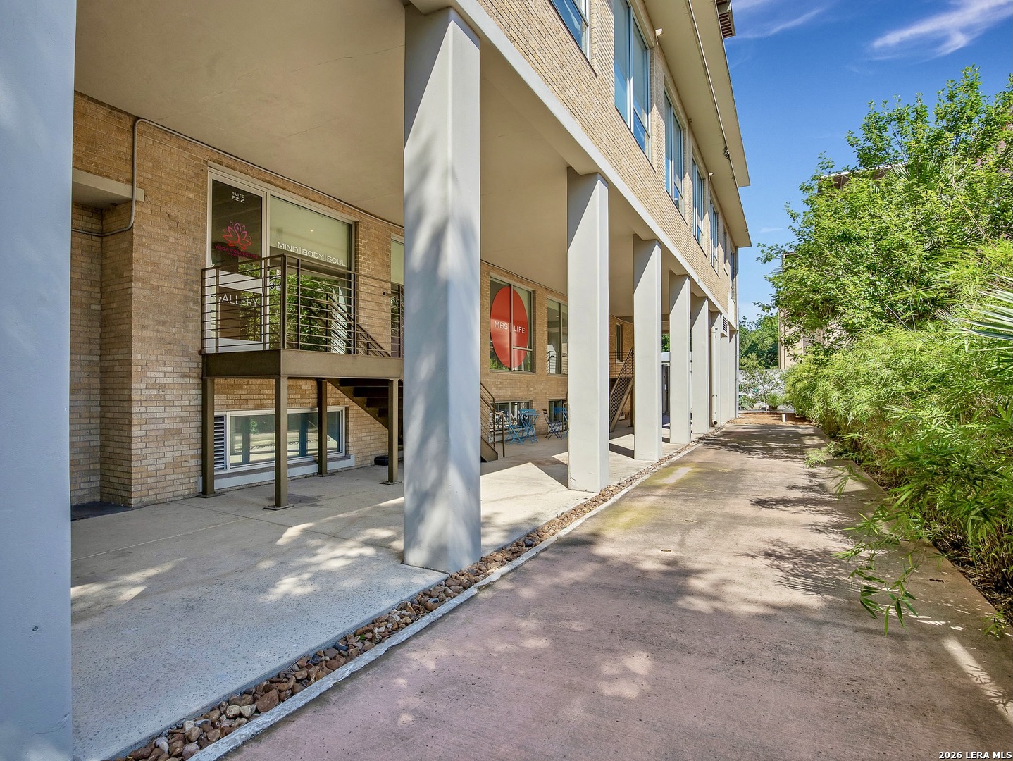 1115 S Alamo 2213