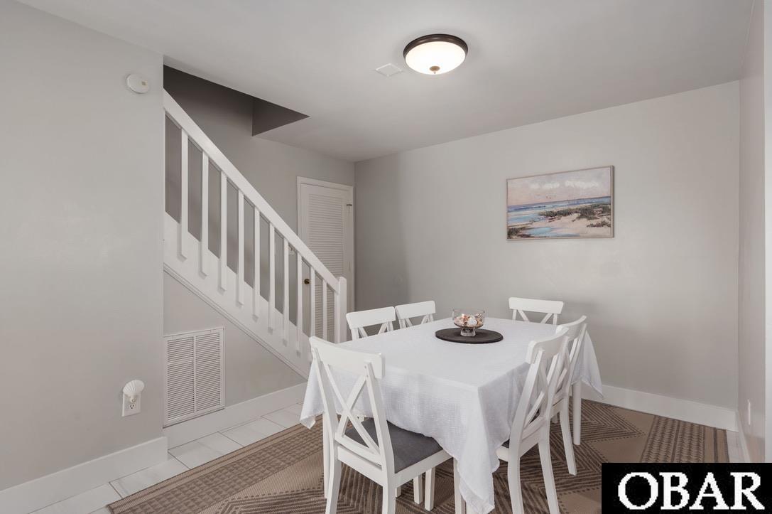 2004 Neptune Way Unit 2004